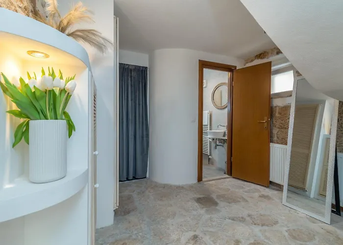 Будинок відпочинку Manero *