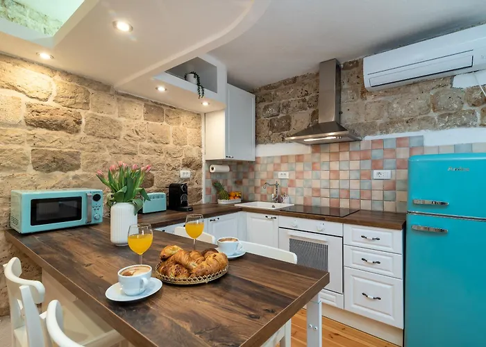 Будинок відпочинку Manero *